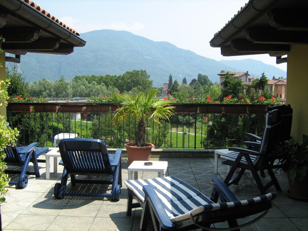 קנוביו Hotel Del Fiume מראה חיצוני תמונה