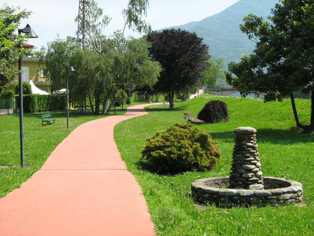 קנוביו Hotel Del Fiume מראה חיצוני תמונה