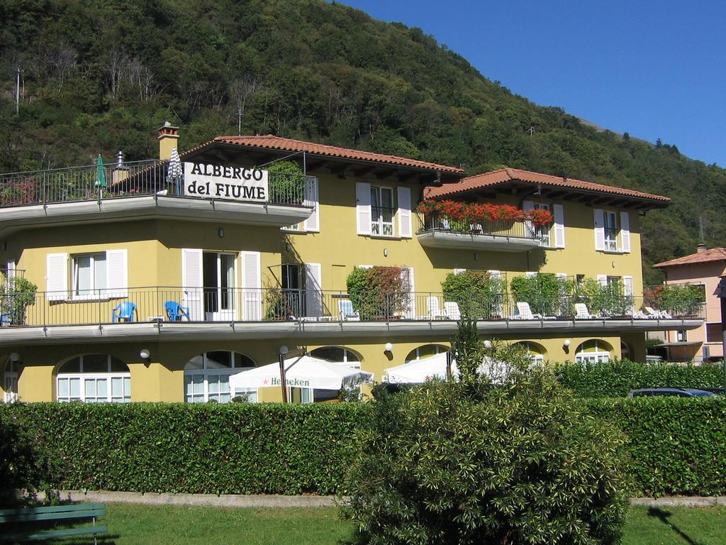 קנוביו Hotel Del Fiume מראה חיצוני תמונה