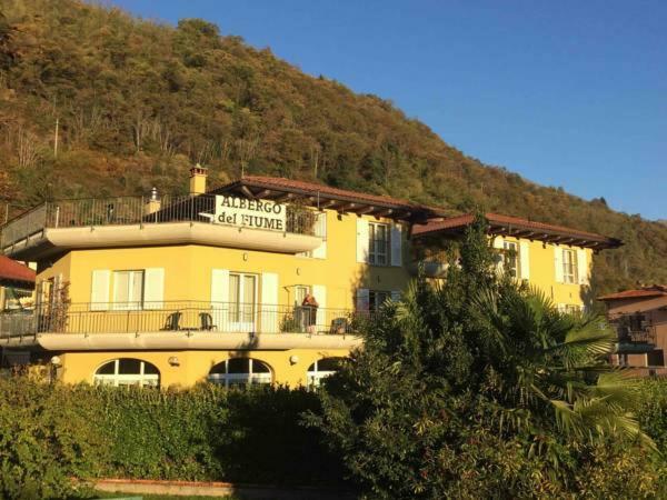 קנוביו Hotel Del Fiume מראה חיצוני תמונה
